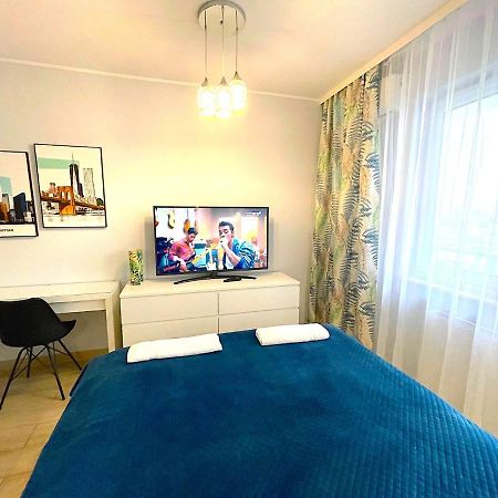 Apartament Z Tarasem I Widokiem Na Odre Breslavia Exterior foto