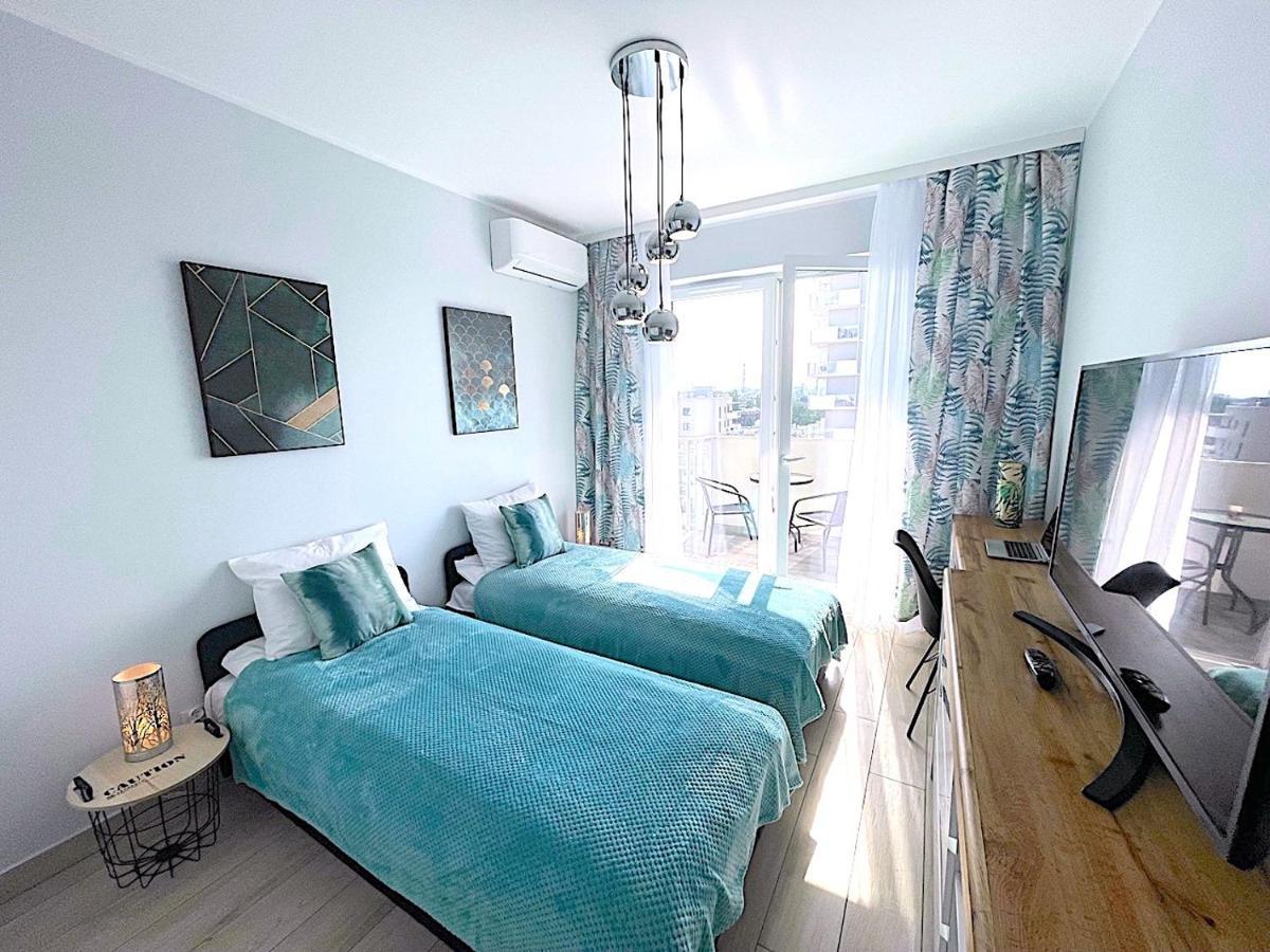 Apartament Z Tarasem I Widokiem Na Odre Breslavia Exterior foto