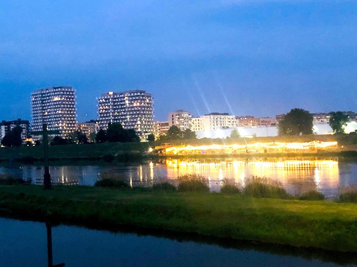 Apartament Z Tarasem I Widokiem Na Odre Breslavia Exterior foto